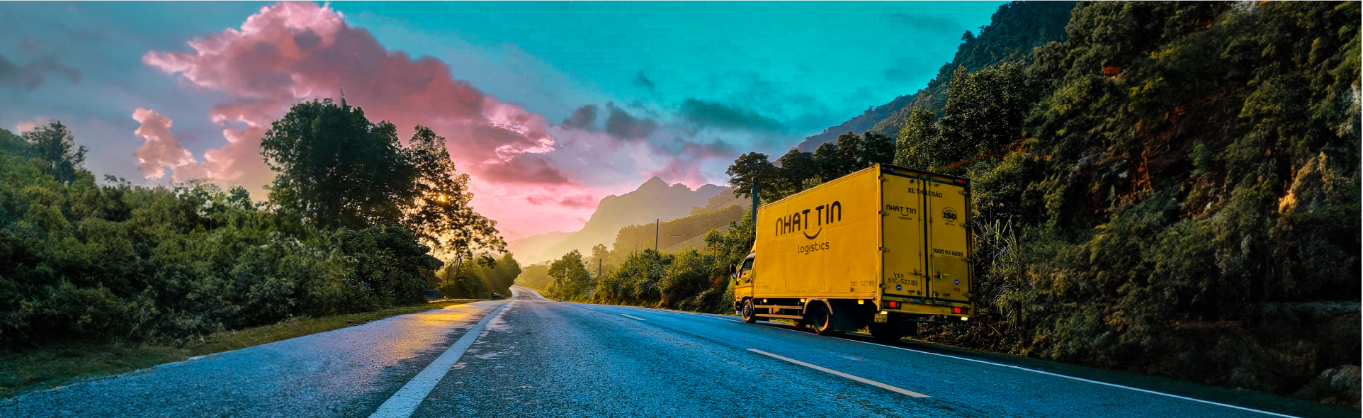 Banner Nhất Tín Logistics