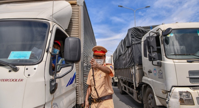 Ngành logistics Việt Nam vẫn “thăng hạng” trong mùa dịch